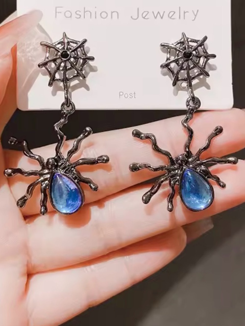 Fashion Jewelry Black Spider Earrings with Blue Teardrop